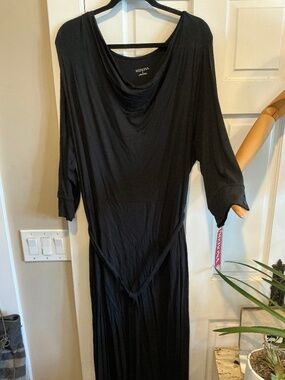 Long sleeve maxi dress from merona! Plus size 4X. Brand new!